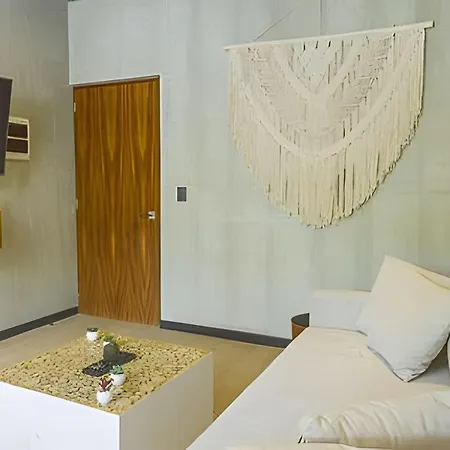 Holiday home Relaxing 1 Bdrm, 1 Bedroom Balcony & Pool Access Apt