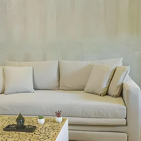 Relaxing 1 Bdrm, 1 Bedroom Balcony & Pool Access Apt Tulum