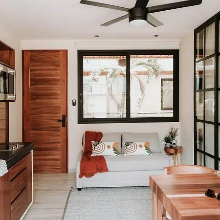 Jungle Ocean View Rooftop, Beach Access! Apartment *
