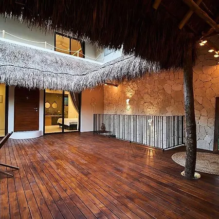 Exotic For 10 People With Cenote-style Pool * Tulum