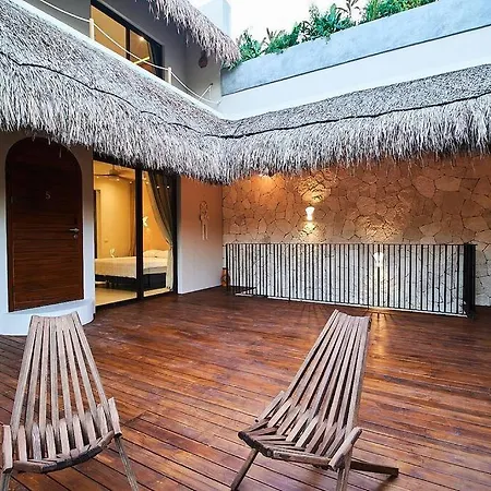Villa Exotic For 10 People With Cenote-style Pool *
