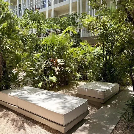 Jungle Chic By Marea