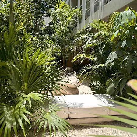 Jungle Chic By Marea