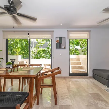 2 Bd With Private Plunge Pool, Balcony, Gym Holiday home Tulum
