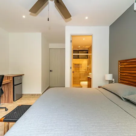 2 Bd With Private Plunge Pool, Balcony, Gym *