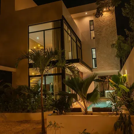 Yellowbird * Tulum