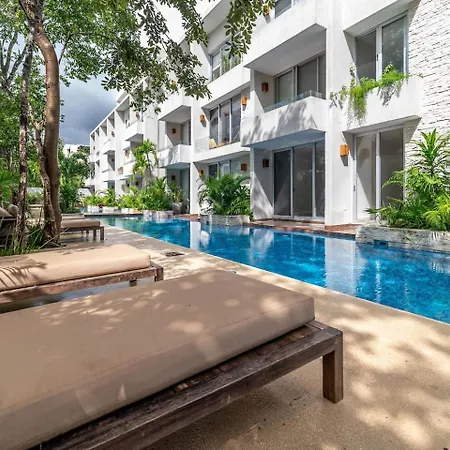 Lux 2br With Jungle Views, Pool, Gym At Nhoa Holiday home Tulum