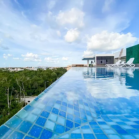 En Aldea Zama, * Tulum