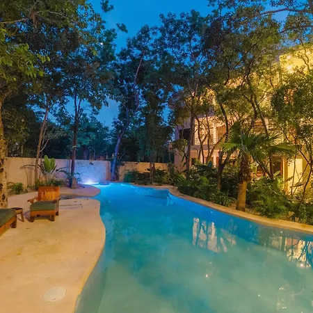 T2pg Chic W Huge Outdoor Area And Plunge La Veleta