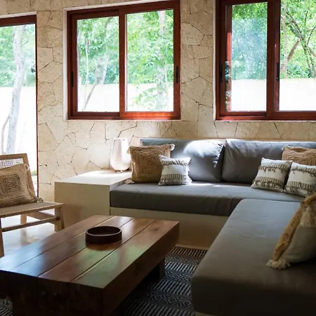 T2pg Chic W Huge Outdoor Area And Plunge La Veleta Apartment Tulum
