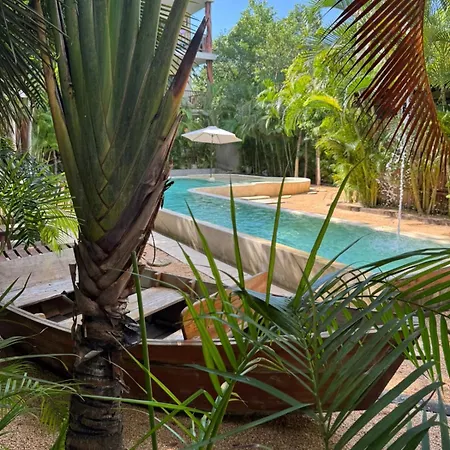 Casa Aparthotel 4*