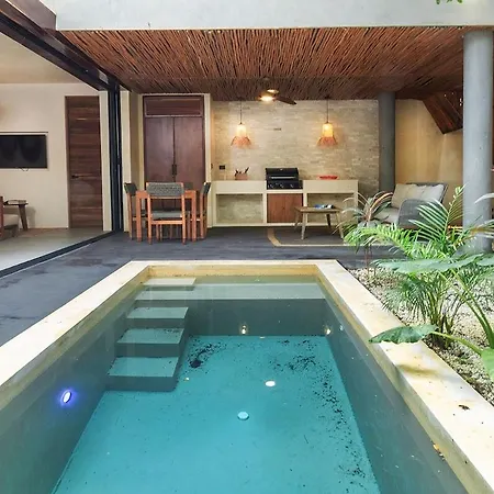 2 Bdr Bohemia Private Pool Yoga Relax *