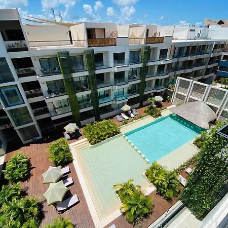 Apartment Centre
