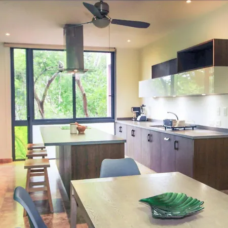 Vibrant 2br In Coolest Location Apartment *