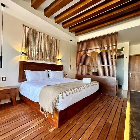 Inn Relaxing Lakeside Retreat Pool, Hot Tub Y Patio *