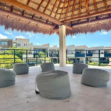 Relaxing Lakeside Retreat Pool, Hot Tub Y Patio Inn
