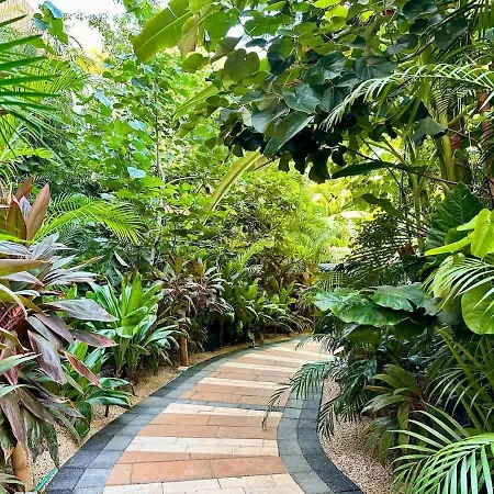 Relaxing Lakeside Retreat Pool, Hot Tub Y Patio * Tulum