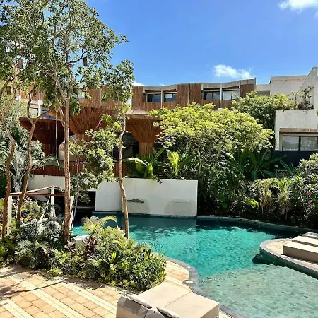 Relaxing Lakeside Retreat Pool, Hot Tub Y Patio Inn Tulum