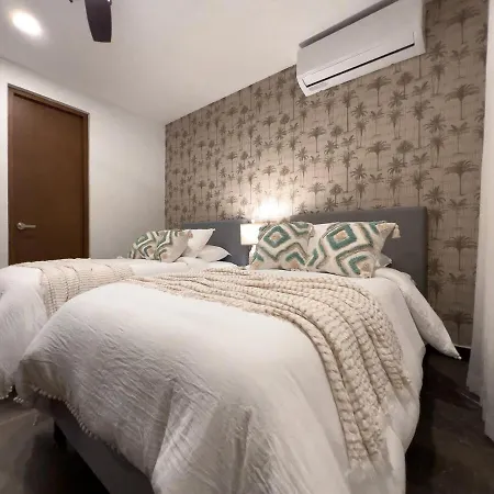Paramar Black 2br - Next Level B Apartment *