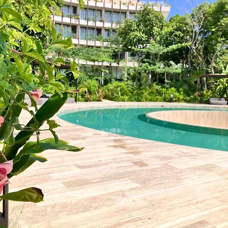 Apartment Luxe King Master En Mistiq Templo 2 Club Gym 6 Pools Free Parking Fast Wifi