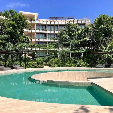 Luxe King Master En Mistiq Templo 2 Club Gym 6 Pools Free Parking Fast Wifi Tulum