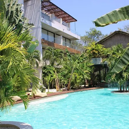 Xperience 1br Pool Gym And Yoga Palapa Apartment