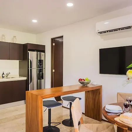 Central 2Br Sun Lover'S Nest W Gym Rooftop Spa *