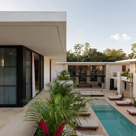 Babylon - 10 Pools - Gym - Game Holiday home *