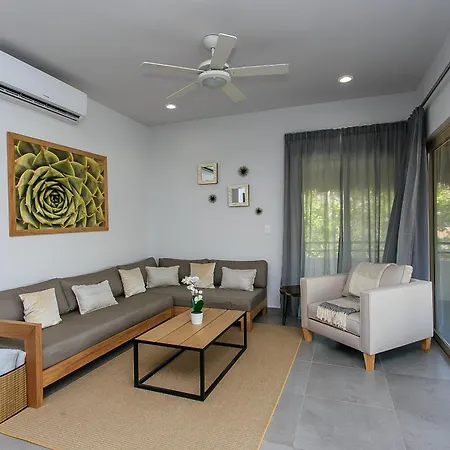 Penthouse Private Rooftop Terrace With Jacuzzi Apartamento