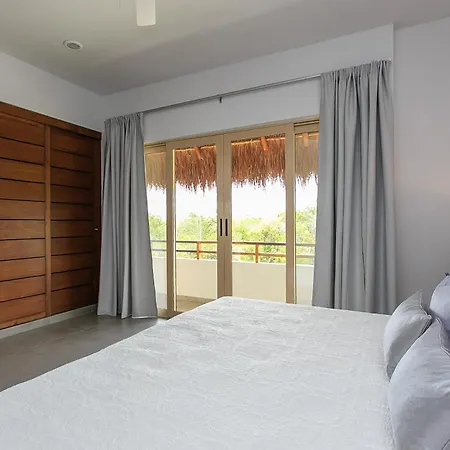 Penthouse Private Rooftop Terrace With Jacuzzi Apartamento *