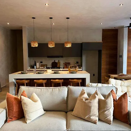 Villa Luxury Villa With 2 Private Pools & Rooftop