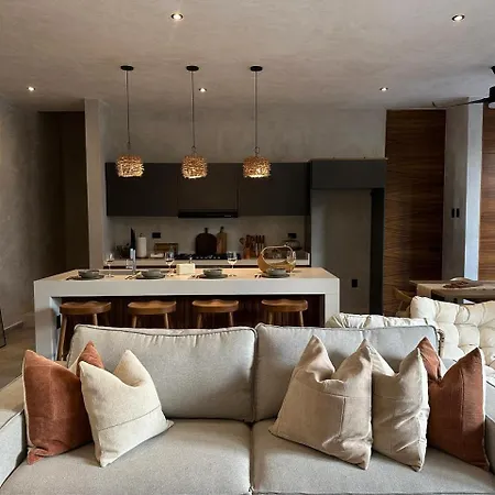 Luxury Villa With 2 Private Pools & Rooftop