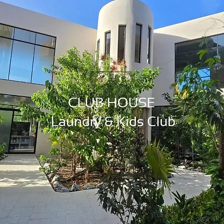 5 Min Walk To Beach & Free Access To 2 Beach Clubs
