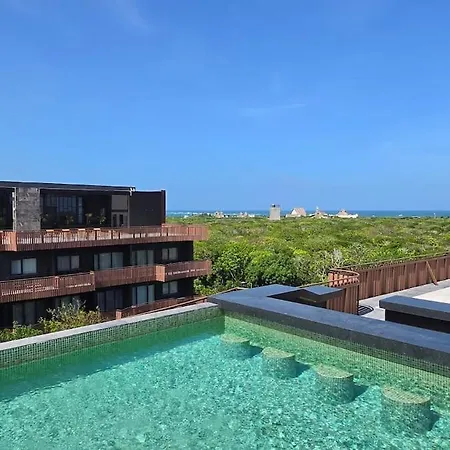 1 Bd - 5 Min Walk To Free Club - 4 Rooftop Pools Apartment *