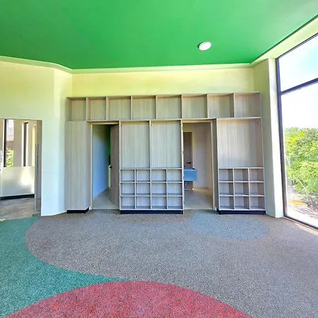 1 Bd - 5 Min Walk To Free Club - 4 Rooftop Pools