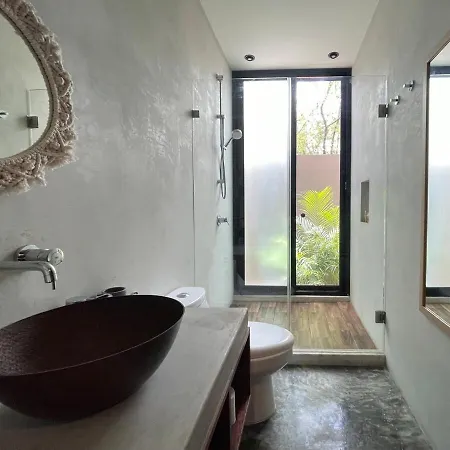 Apartment Jungle Loft With Plunge Pool & Patio