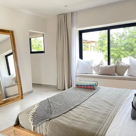 Villa Yellowbird