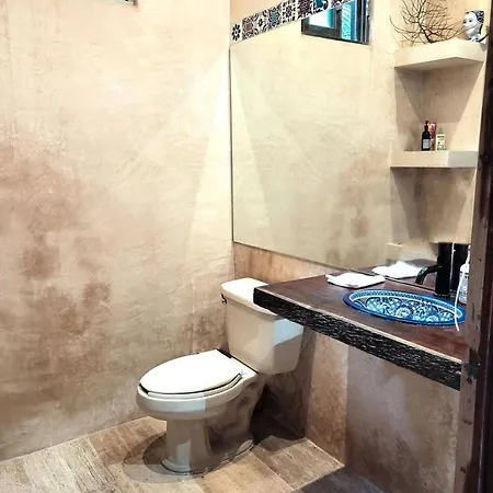 La Veleta Getaway With Pool, Garden And Downtown Access * Tulum