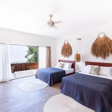 Inn La Veleta - Jungle Gem - Pool View *