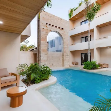 Swim Up Jungle Loft W Rooftop Club Access Tulum
