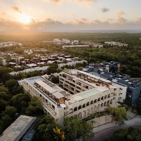Alma Del Cielo Luxe Penthouse Aldea Zama Apartment