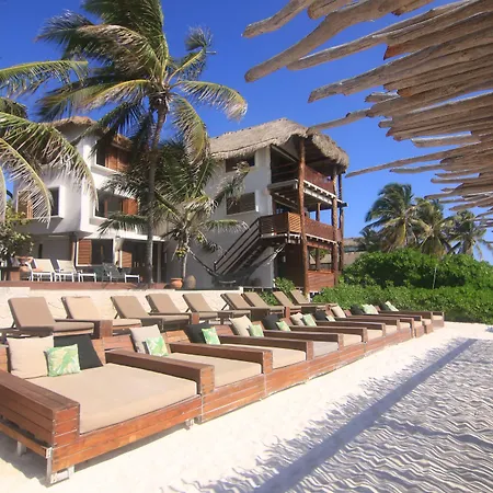 Hotel Amansala