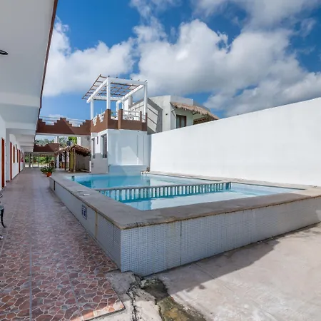 Oyo Palma Real 4* Tulum