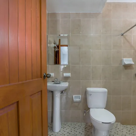 Oyo Palma Real Hotel
