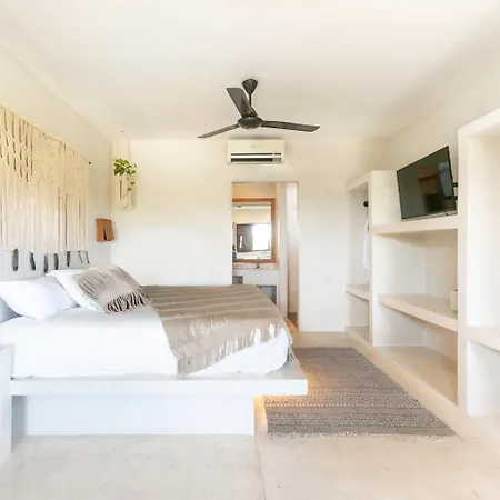Townhouse By Amansala 2*