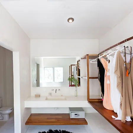 Townhouse By Amansala 2*