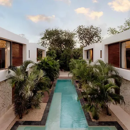 Hacienda 21 - 10 6 Pools Gym And Yoga *
