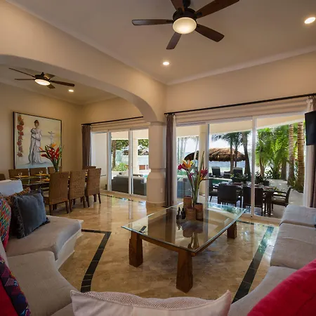 Hotel Corazon Bungalows,