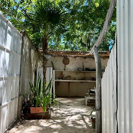 Awa Eco Retreat Tulum Capsule hotel