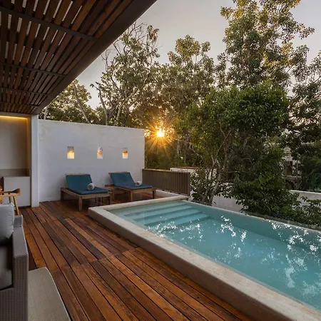 Bella - Large Holistika Holiday home